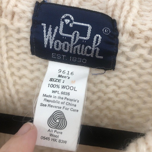 Woolrich Vintage Chunky Knit Deer Cabin Wool Fisherman Mens Sweater Sz Medium - Picture 6 of 8